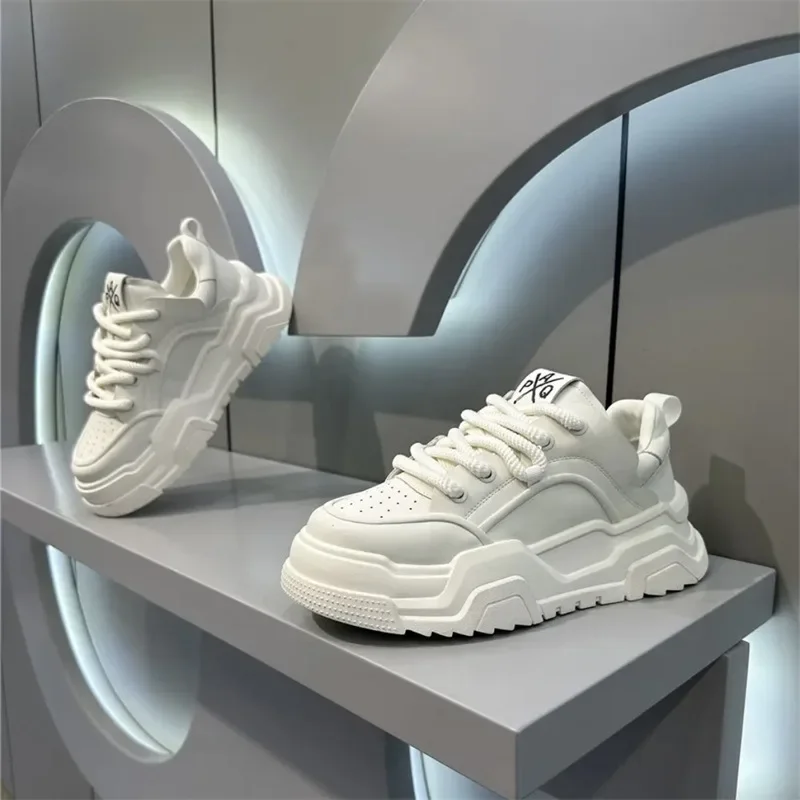 Mens Fashion Trainers 2025 - Мужская обувь в дизайнерском стиле, белые